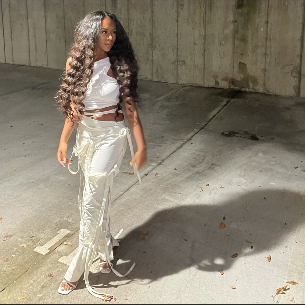 White Laced-up straight leg pants